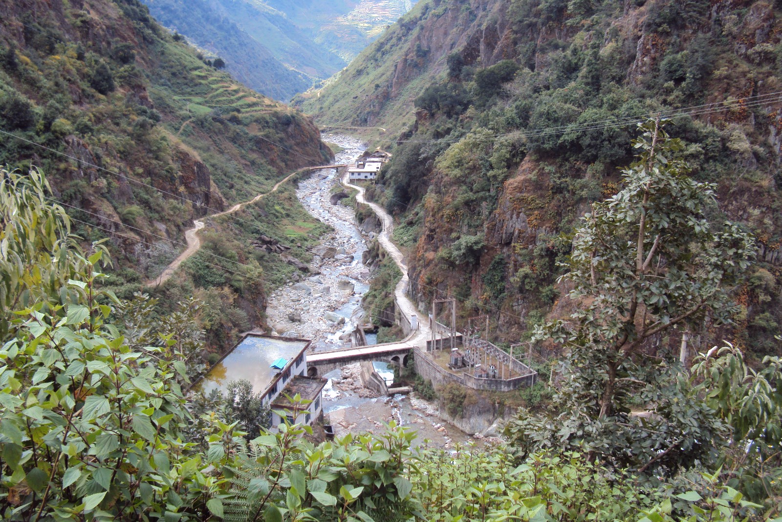 两岔河水电站